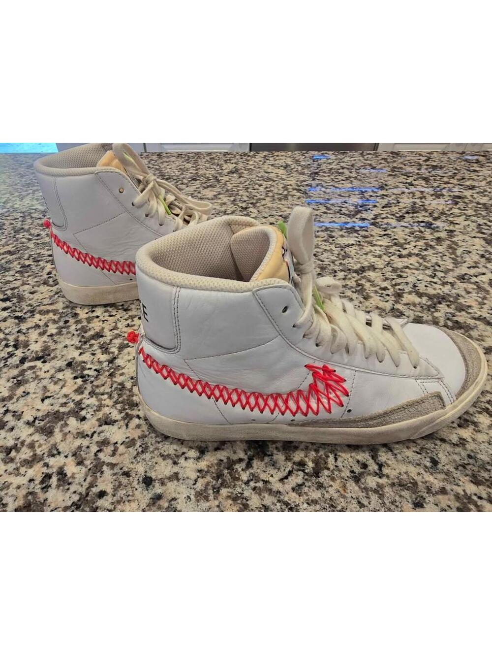 Nike Blazer Mid 77 Zig Zag Youth Size 7